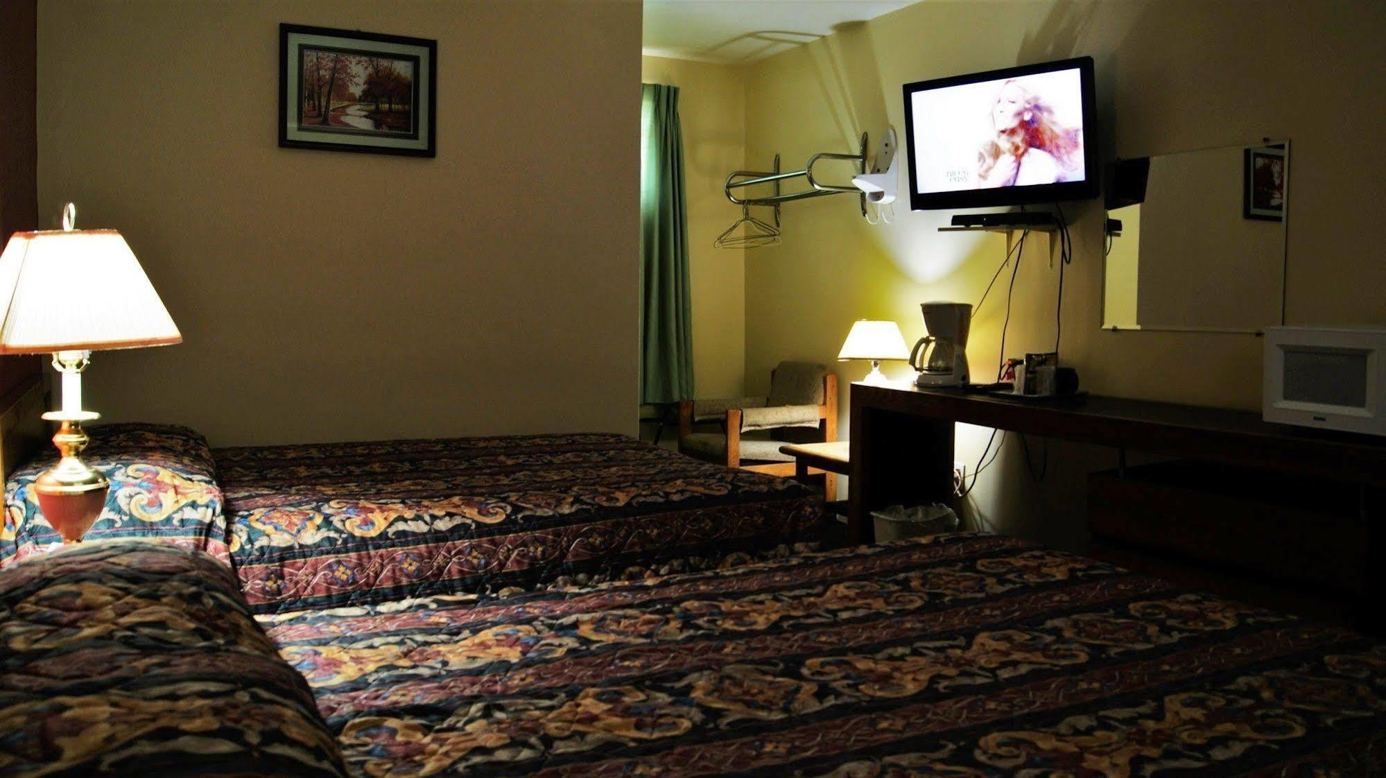 Blue Jay Motel Peterborough Extérieur photo